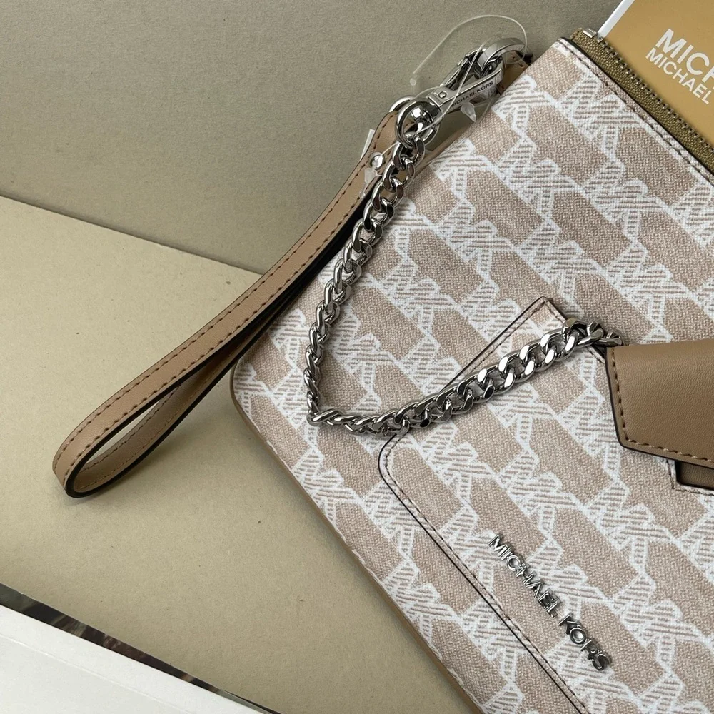 (new+tag) Michael Kors jet set large wristlet clutch plus detachable card case